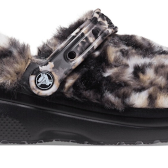 Crocs CLASSIC FUR SURE WOMEN CLOG - Picture 10 of 15